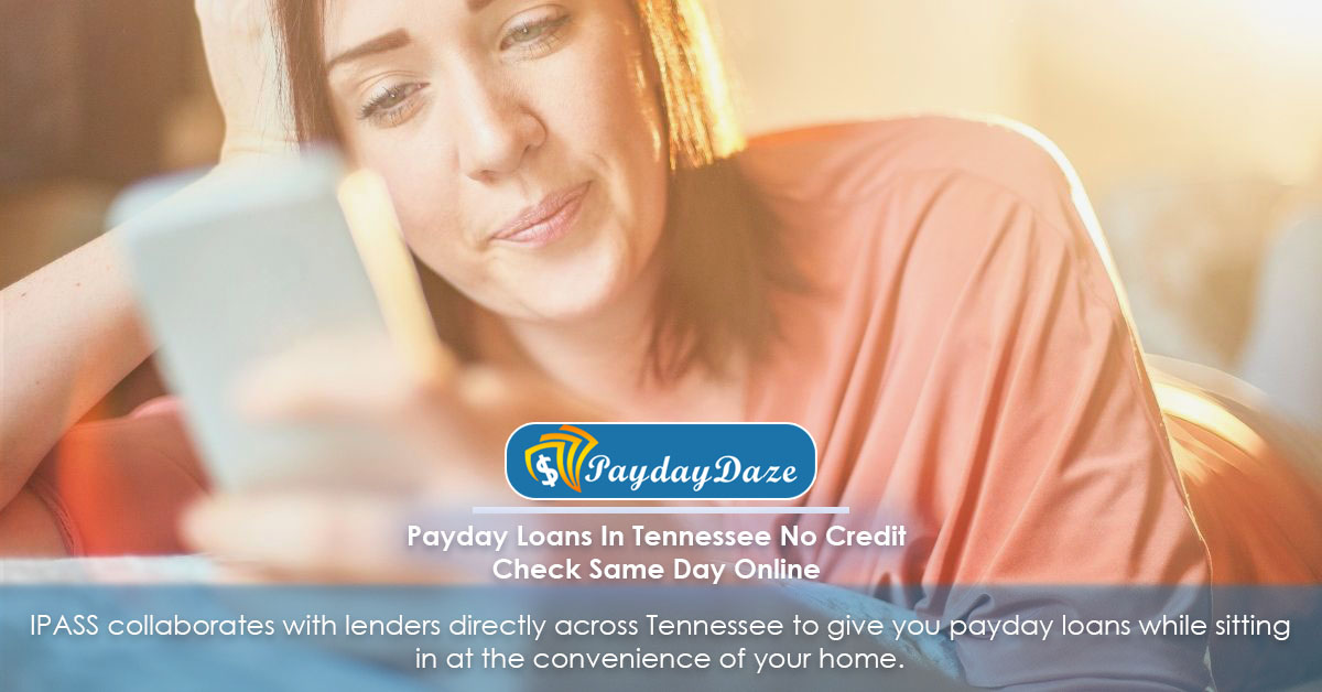 Woman applying for payday loans in Tennesse
